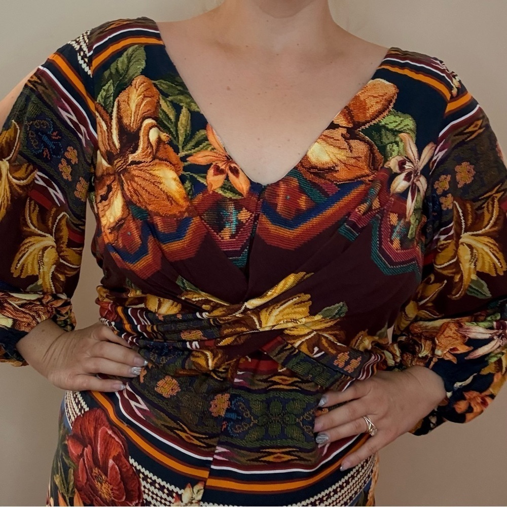FARM RIO Floral Flowy Beachy Boho Vneck Long Sleeve Printed Tropical Maxi Dress